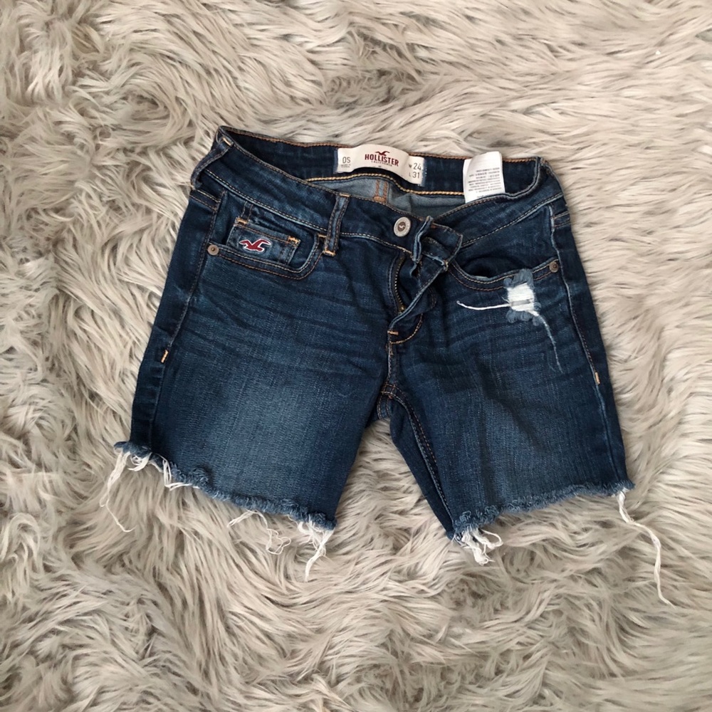 Hollister cut offs